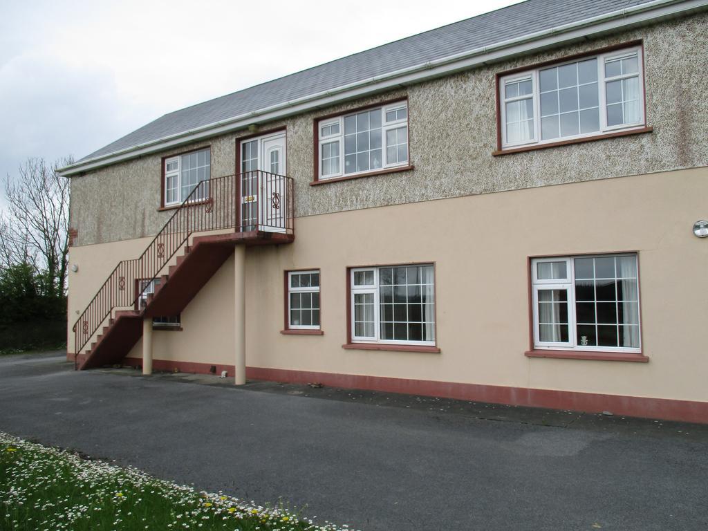 O'Briens Apartments Ballylongford Exterior foto